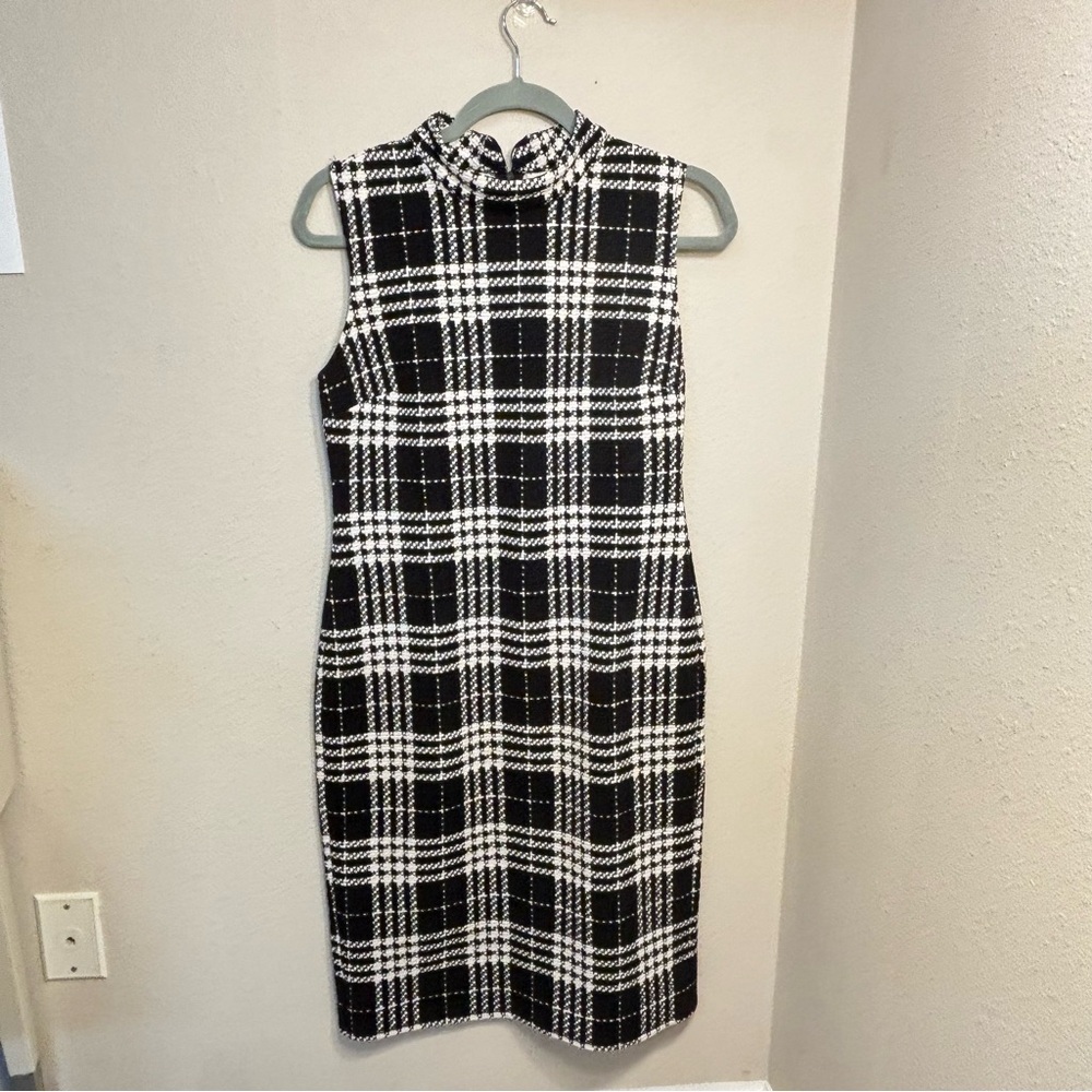 Sami & Jo Black and White Patterned Sleeveless Dress